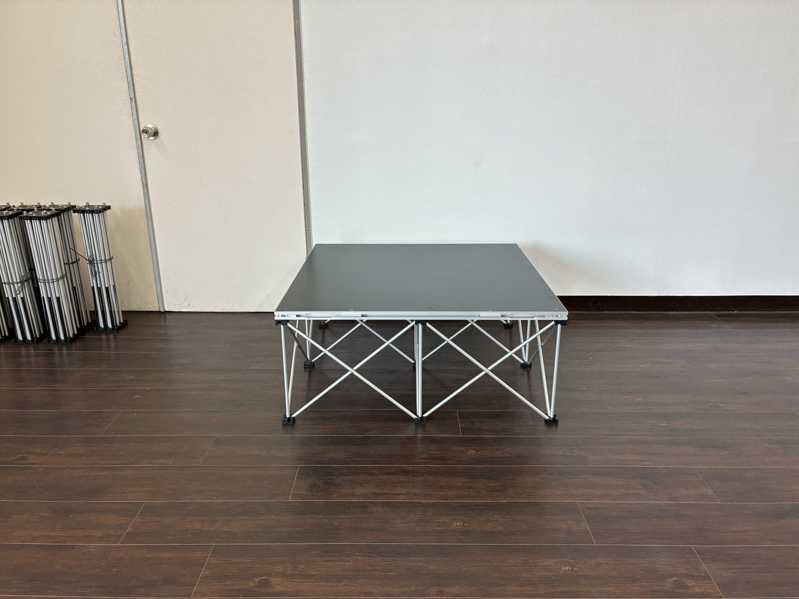 簡易ステージ（屋内専用）