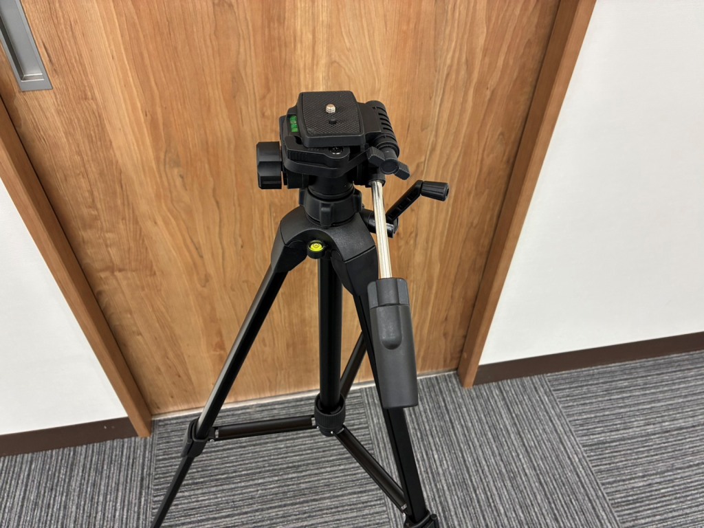 カメラ三脚