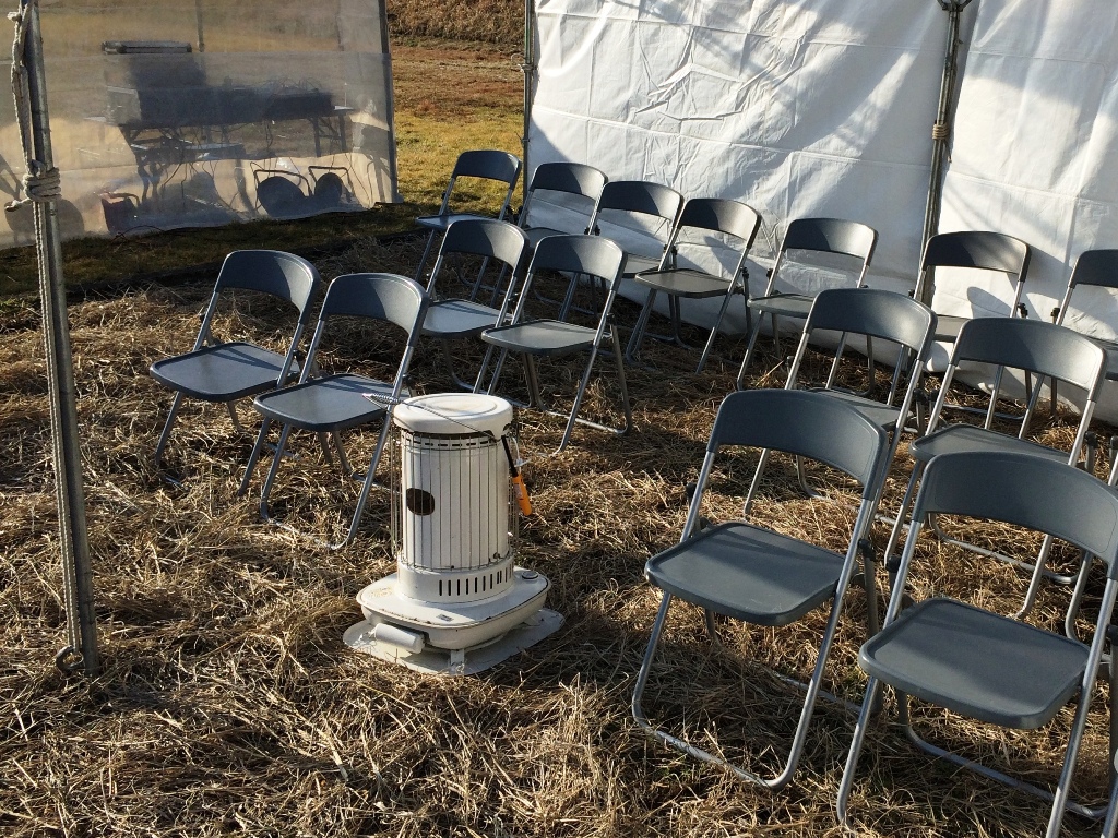 暖房機ホワイトフレーム